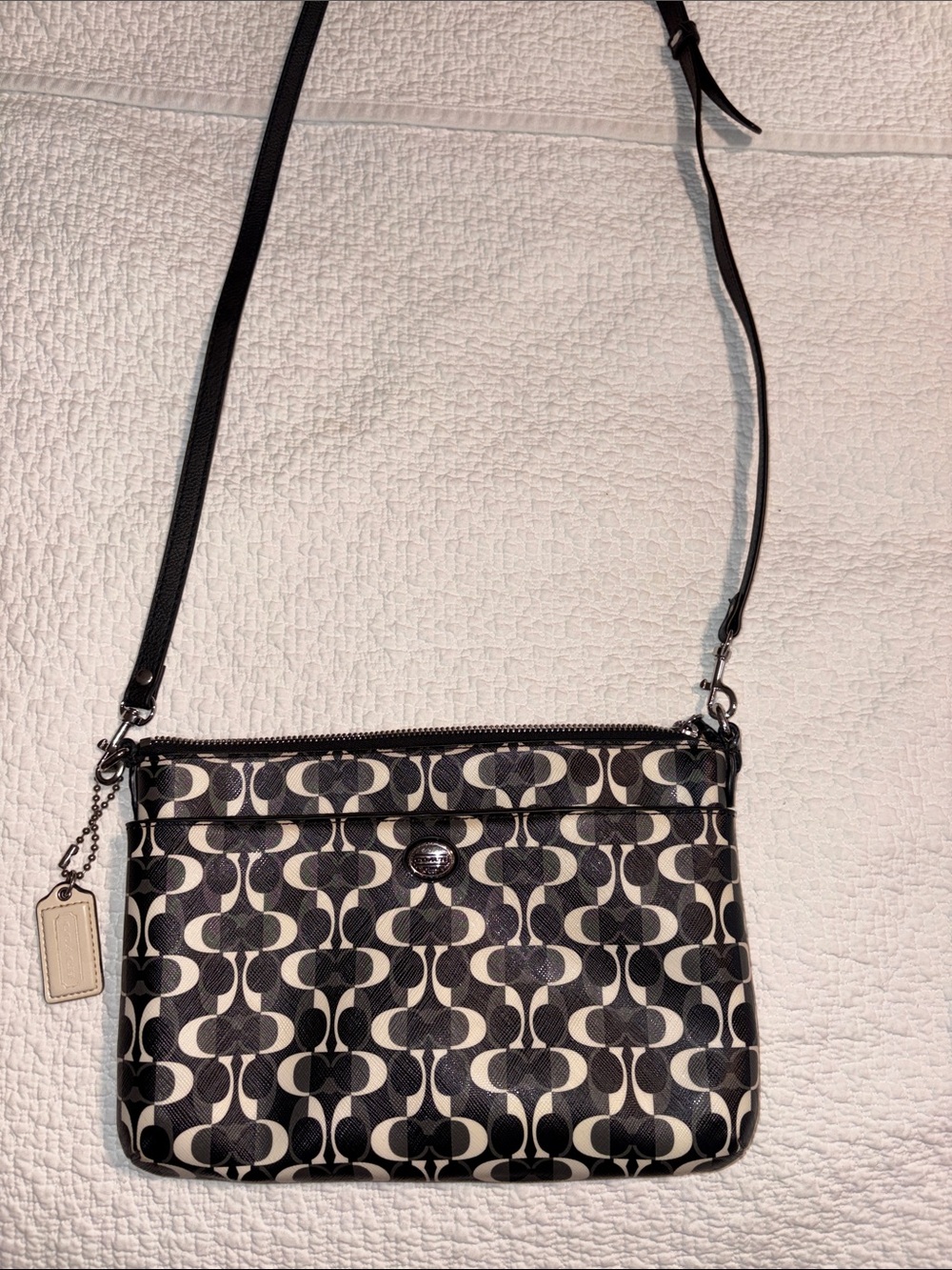 Coach Peyton Black & White Signature Crossbody Bag with Silver Hardware in EUC. - Picture 10 of 10